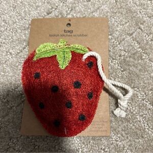 Tag Strawberry Kitchen Loofah Scrubber